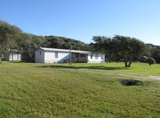 1715 Hardee St, Rockport, TX 78382