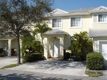 1st image of 4405 SW 11th Pl