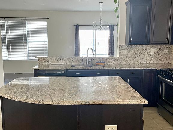3rd image of 4222 Central Park Ln