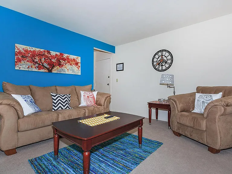 Windsor Hills Apartments — Photo 56