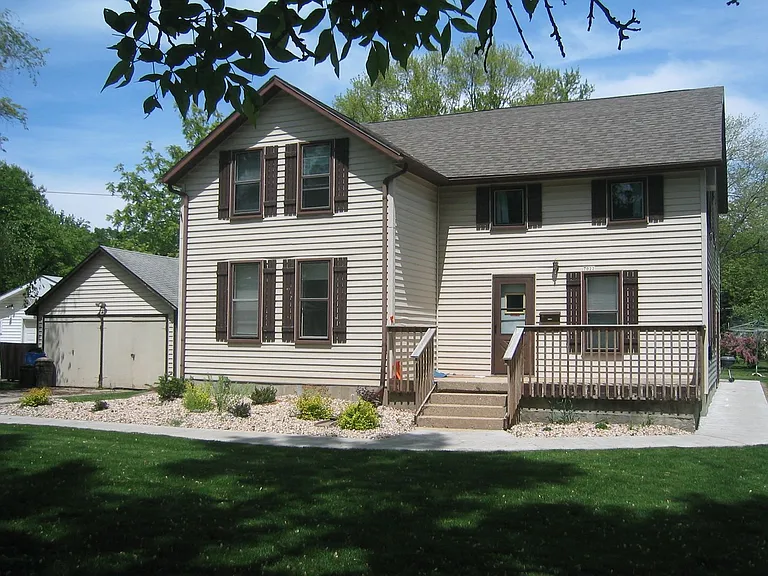 7022 Hubbard Ave #2 — Photo 2