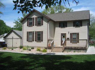 7022 Hubbard Ave APT 2, Middleton, WI 53562