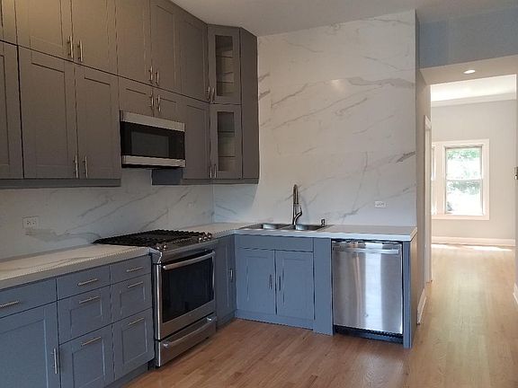 3rd image of 3453 N Bell Ave #2