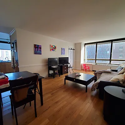 Rented by Luxury Habitat | media 4