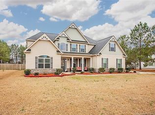 6064 Gallberry Farms Rd, Hope Mills, NC 28348