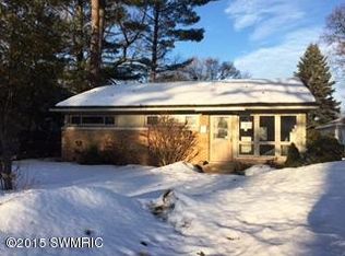 501 Elsa St, Muskegon, MI 49445