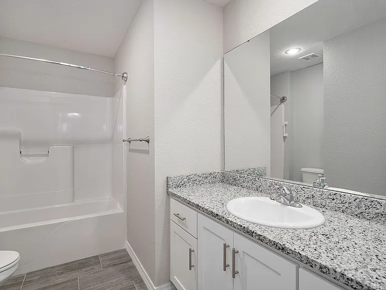 2414 E Mission St — Photo 19