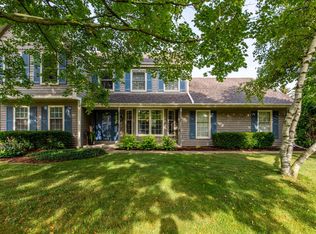 805 Calico Ct, Waukesha, WI 53186