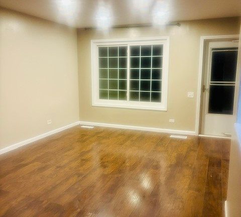 4th image of 1576 Normantown Rd #405