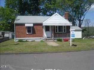 13 Highland Ter, Ansonia, CT 06401