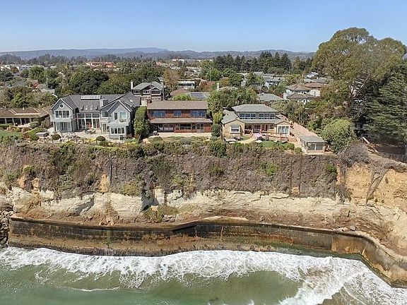 3rd image of 4328 Opal Cliff Dr