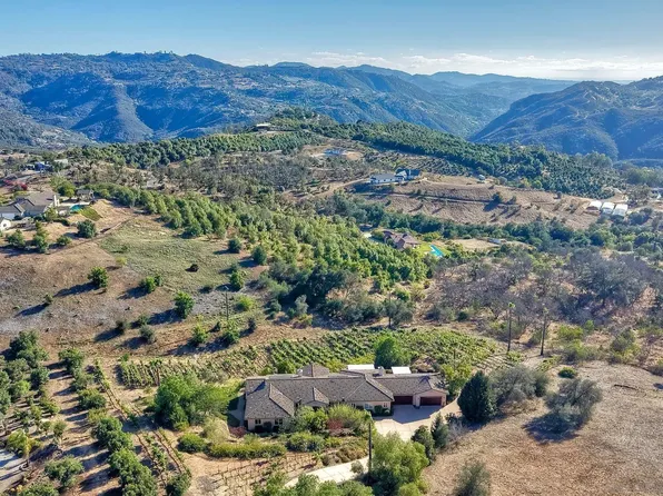 30388 Castlecrest Dr, Valley Center, CA 92082