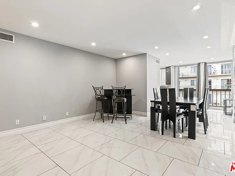 10747 Wilshire Blvd #1103 — Photo 9