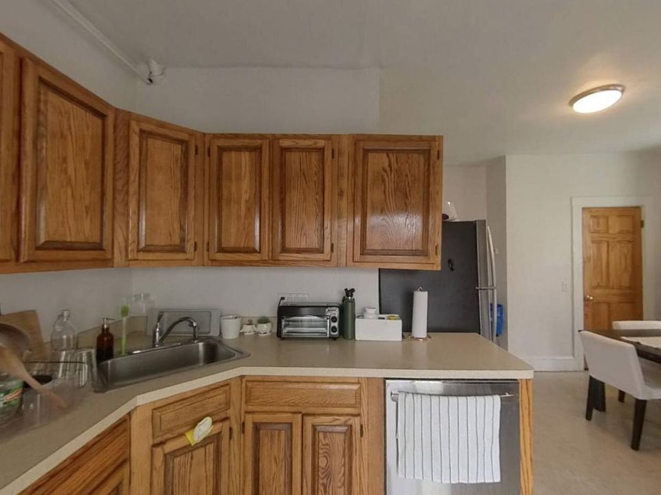 2nd image of 331 Beacon St #339-A