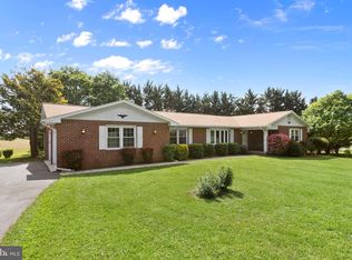 911 Lee Ave, Sykesville, MD 21784