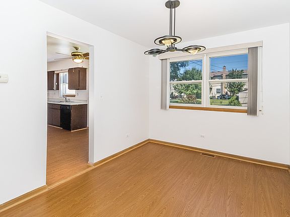 4th image of 1119 S Sprucewood Dr