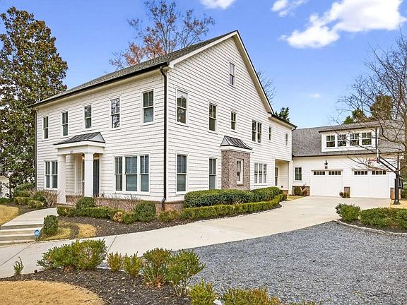 2nd image of 4015 Wieuca Rd NE