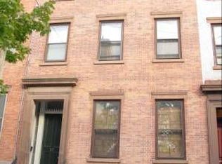 17 Ten Broeck St, Albany, NY 12210
