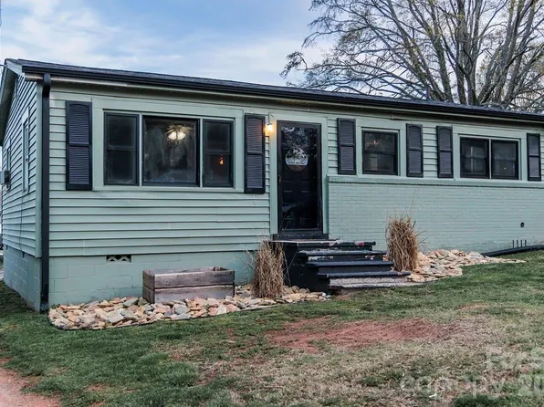 119 Collins Ave, Forest City, NC 28043