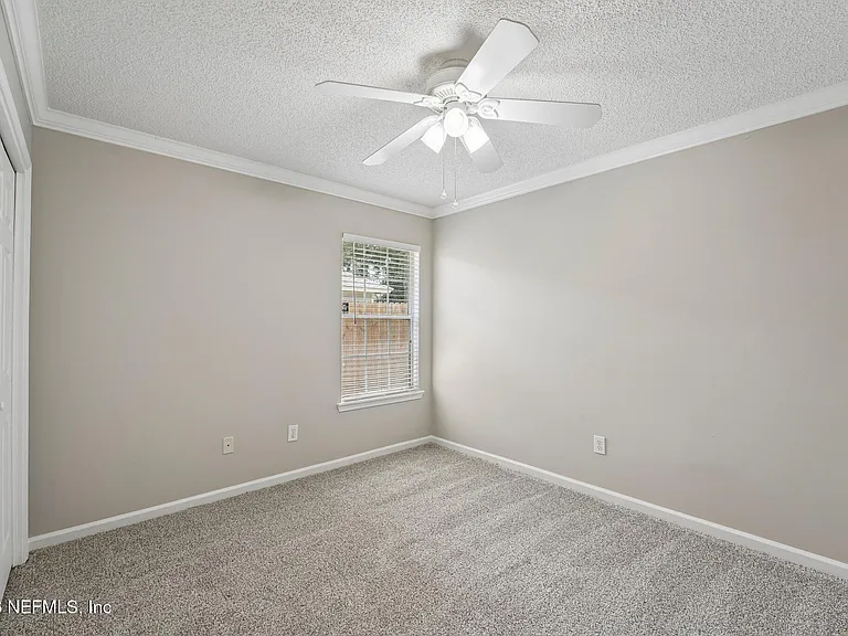 1219 Stern Way — Photo 21