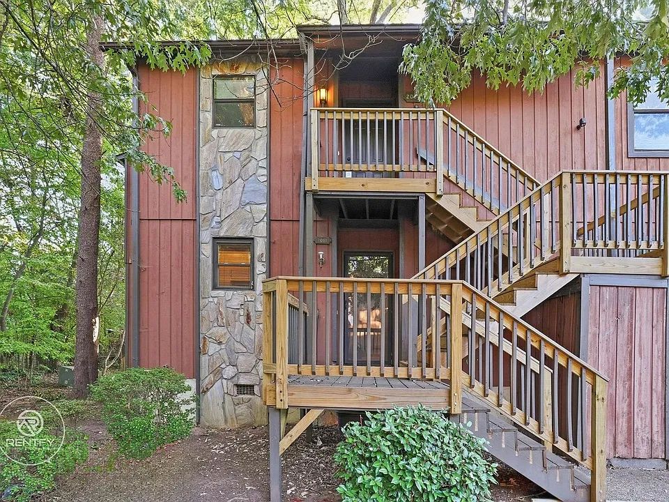 2001 Aspen Way