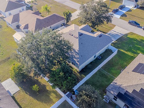 4th image of 304 Grouper Dr