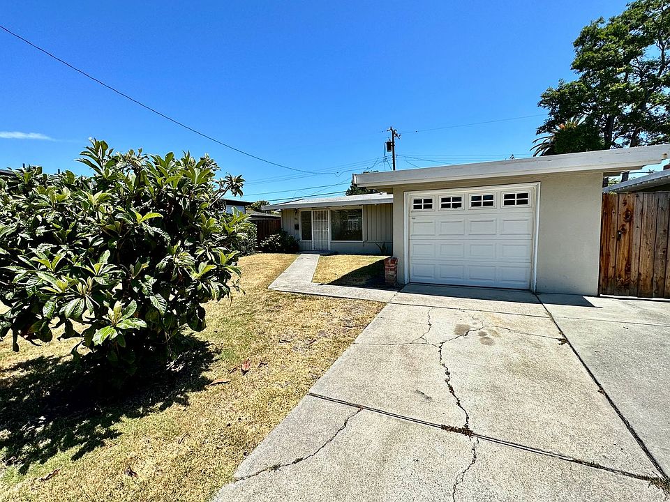 1st image of 1385 Socorro Ave