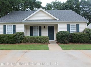 105 Water Oak Ln, Central, SC 29630