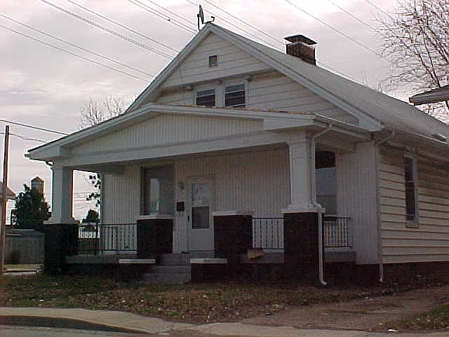 1st image of 773 E Columbia St