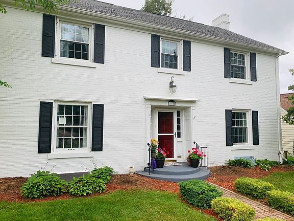 2nd image of 710 Connecticut Dr