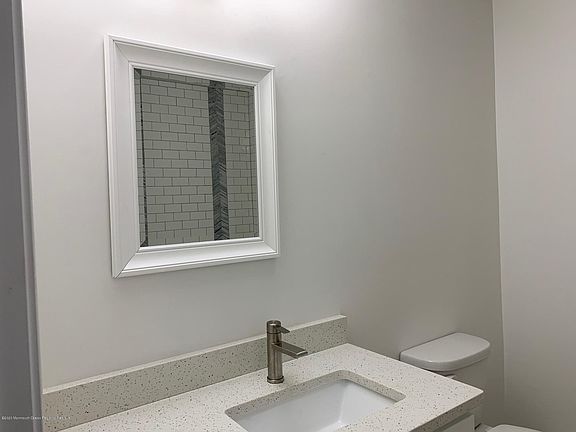 4th image of 311 Gardenia Dr