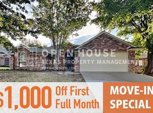 2700 Zachary Dr, Corinth, TX 76210