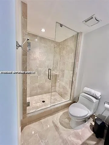 1 bed, 1161 sqft, $7,470 — Photo 4