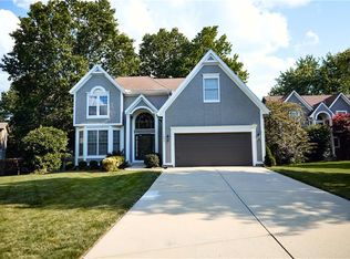 11803 W 132nd Ter, Overland Park, KS 66213