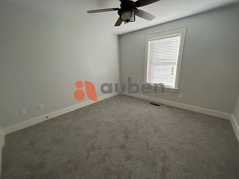 7302 Klingler Ln — Photo 8