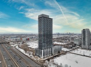 36 Zorra St #2611, Toronto, ON M8Z 0G5
