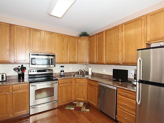 4th image of 8900 Eastwind Way #8900
