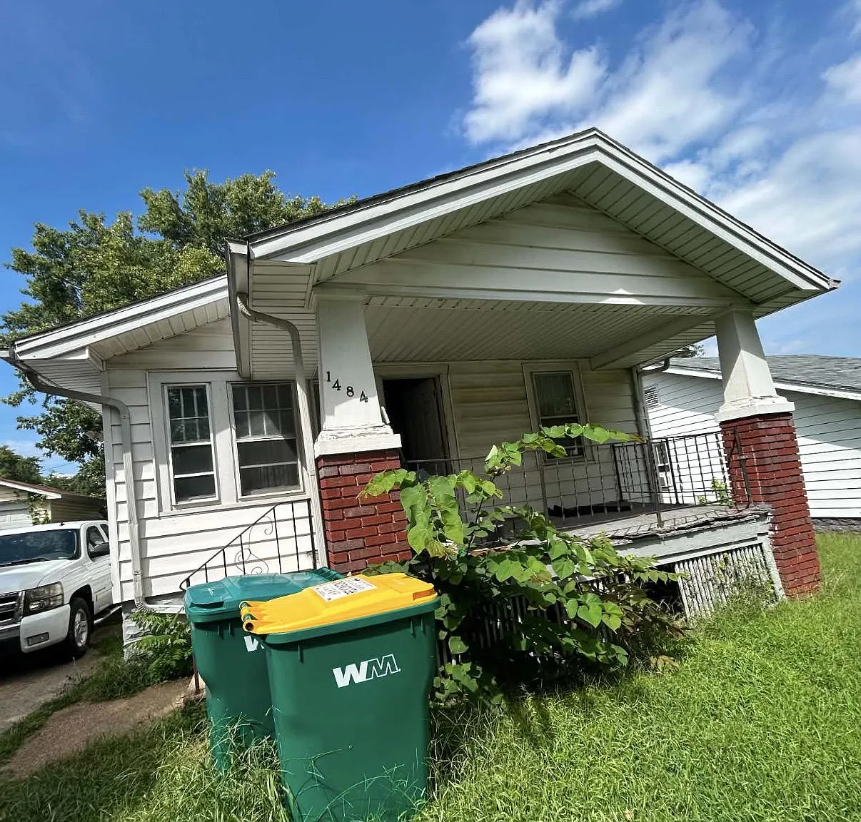 2 bed, $1,075 — Photo 2