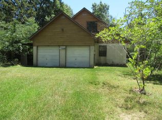 203 Laney Dr, Livingston, TX 77351