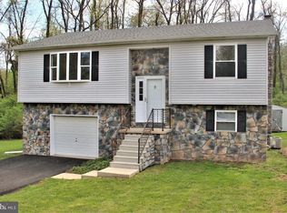 80 Ivy Dr, Manchester, PA 17345