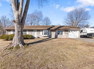810 4th St W, Scott City, MO 63780