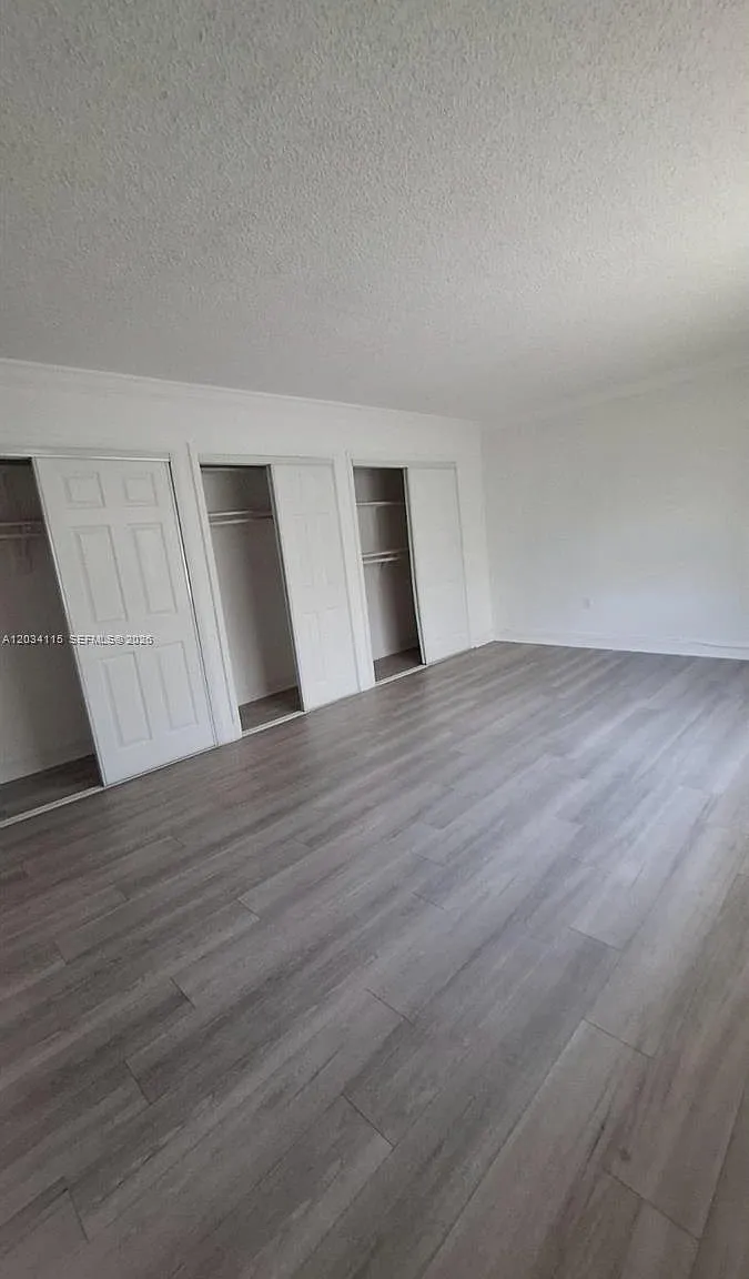 Coral Gate East Condo — Photo 4
