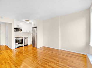 426 W 49th St APT 5B, New York, NY 10019