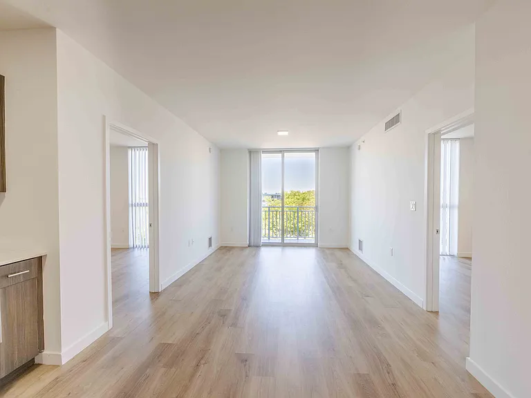 275 Fontaine Parc — Photo 4