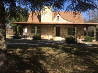 3012 Riverside Dr, Kerrville, TX 78028