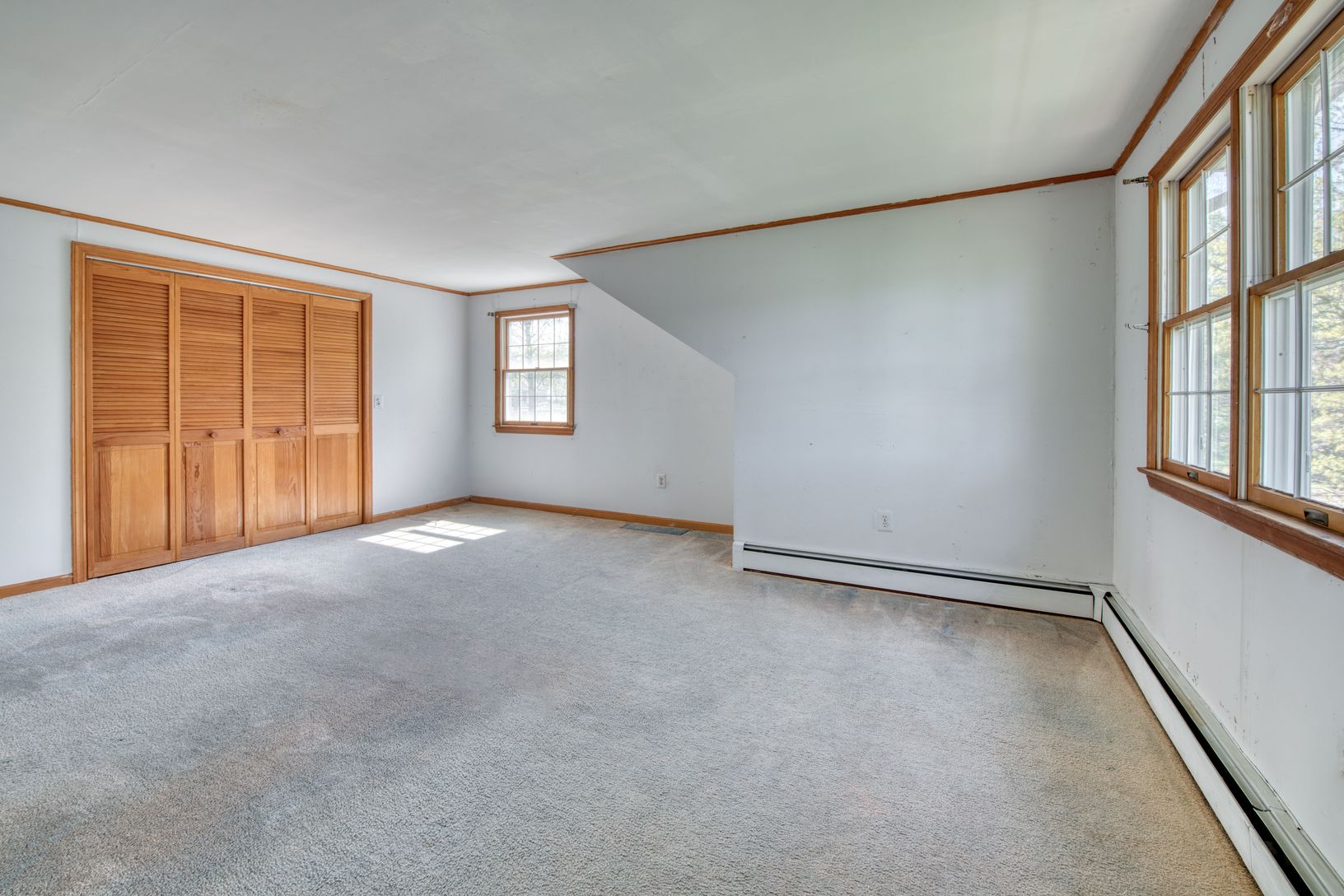  2nd floor bedroom