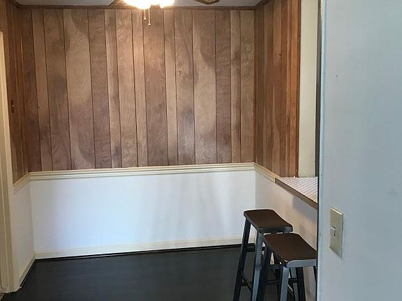 4th image of 3557 Seay Ave #B