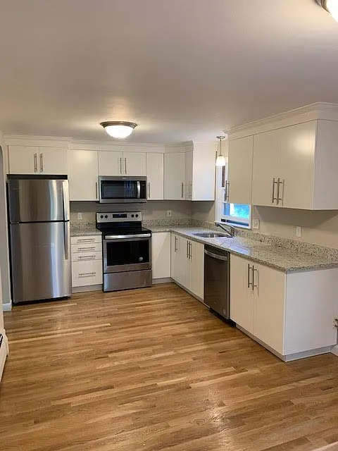 7 Esmond Ave #2