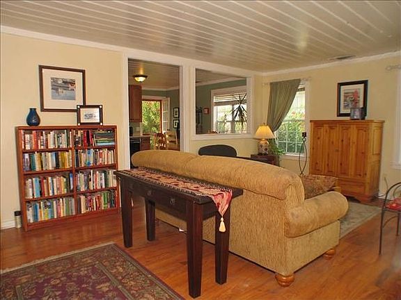 4th image of 311 Leidesdorff St