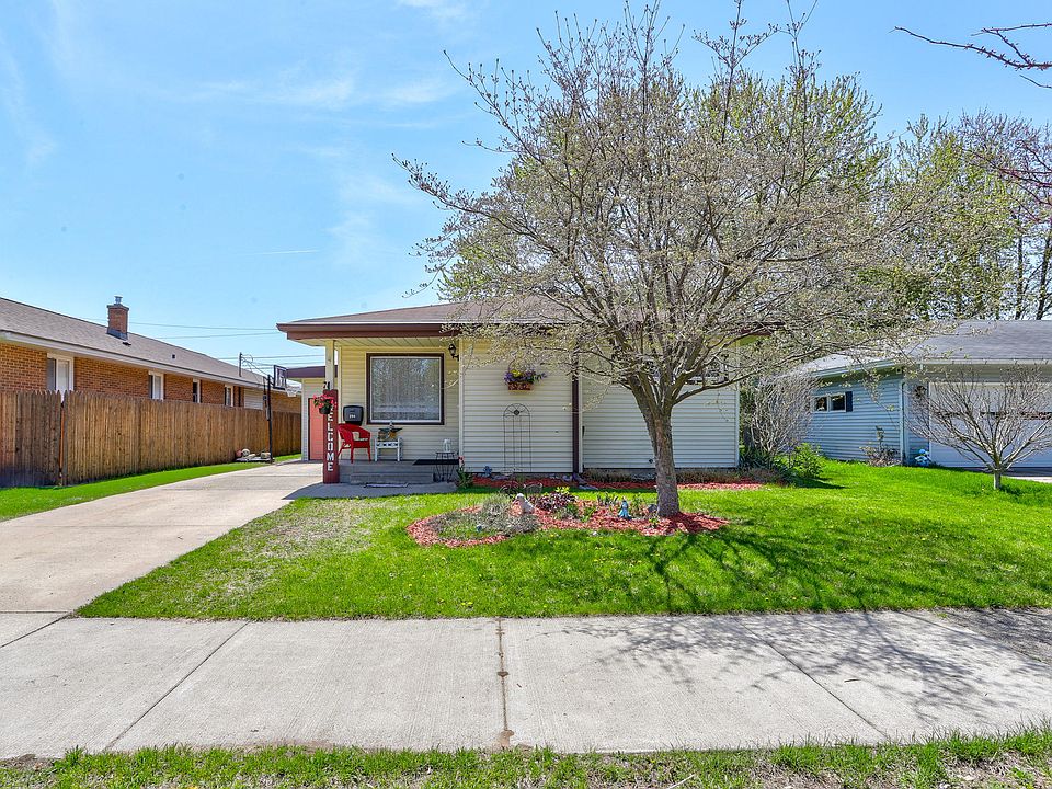 1st image of 294 Wildwood Dr